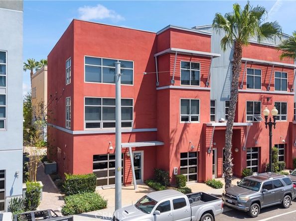 919 E Santa Ana Boulevard, Santa Ana CA 92701
