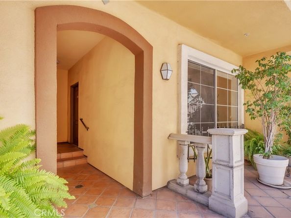 7111 La Tijera C101, Westchester CA 90045