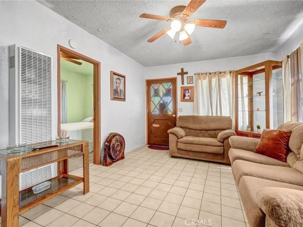 2118 Hickory Street, Santa Ana CA 92707