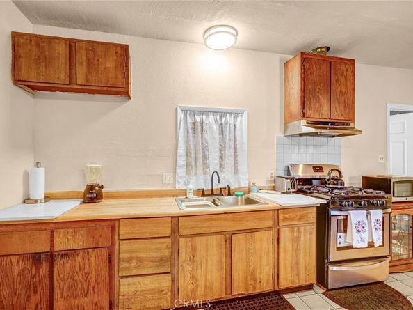 2118 Hickory Street, Santa Ana CA 92707