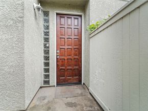 1754 11th Street 101, Santa Monica CA 90404