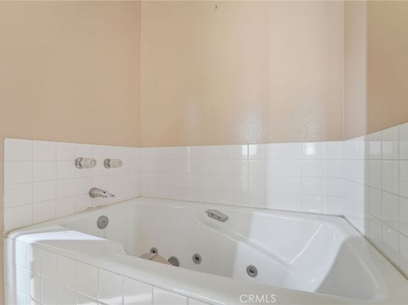 1754 11th Street 101, Santa Monica CA 90404