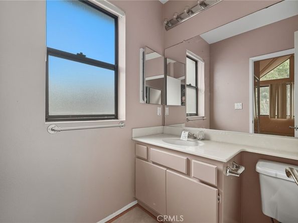 1754 11th Street 101, Santa Monica CA 90404