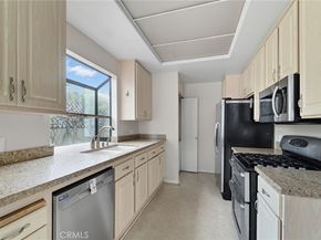 1754 11th Street 101, Santa Monica CA 90404