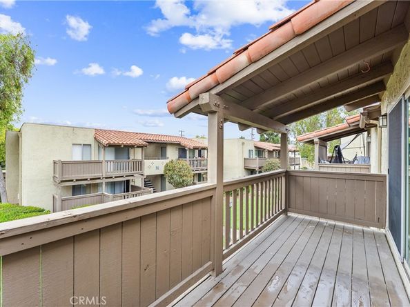 1345 Cabrillo Park Drive L16, Santa Ana CA 92701