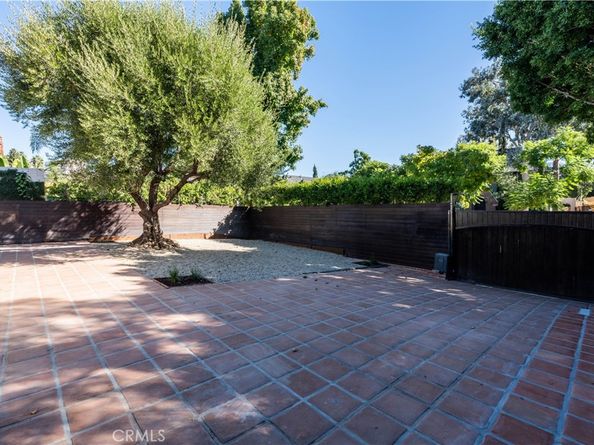 837 S Sierra Bonita, Los Angeles CA 90036