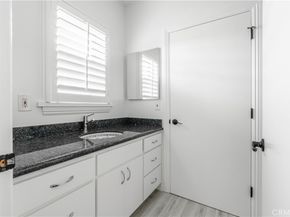 837 S Sierra Bonita, Los Angeles CA 90036