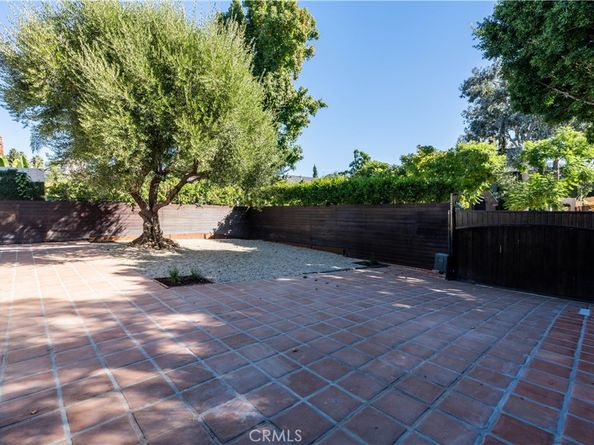837 S Sierra Bonita, Los Angeles CA 90036