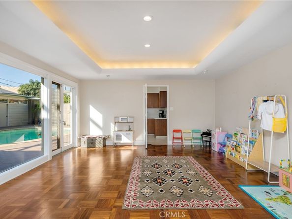 15 The Colonnade, Long Beach CA 90803