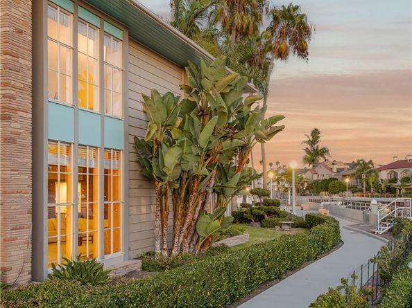 15 The Colonnade, Long Beach CA 90803