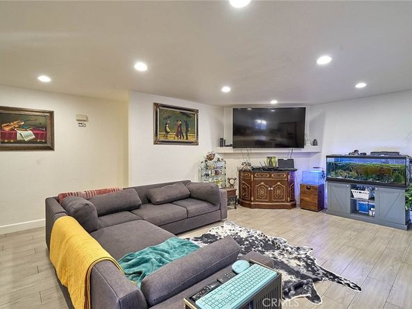 2513 W Mall Place, Anaheim CA 92804