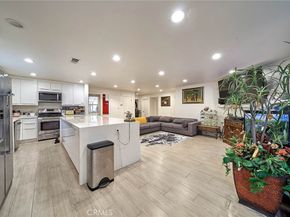 2513 W Mall Place, Anaheim CA 92804