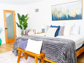 1923 Hollyvista, Los Angeles CA 90027