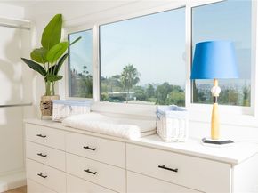 1923 Hollyvista, Los Angeles CA 90027