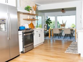 1923 Hollyvista, Los Angeles CA 90027