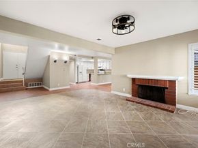 6525 E Camino Vista 4, Anaheim CA 92807