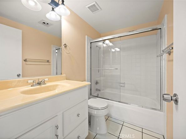 6525 E Camino Vista 4, Anaheim CA 92807