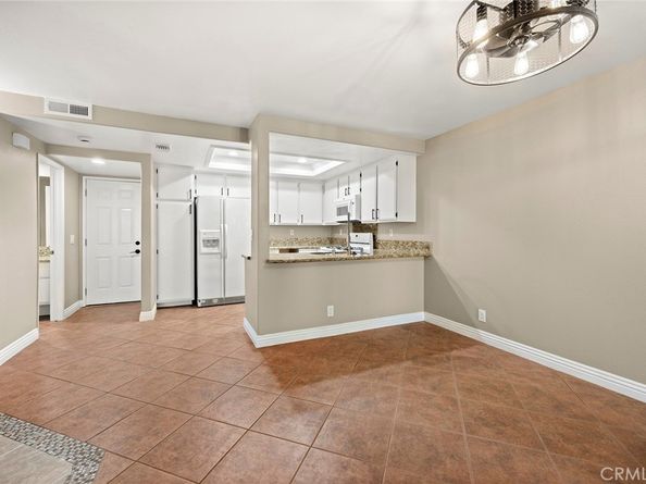 6525 E Camino Vista 4, Anaheim CA 92807