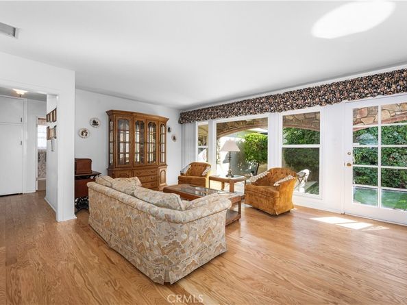3140 San Anseline, Long Beach CA 90808