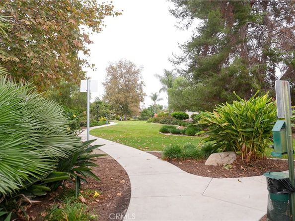 255 Flame Tree Place, Oceanside CA 92057