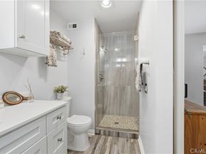 2051 Orizaba 1, Signal Hill CA 90755