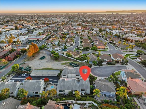 2051 Orizaba 1, Signal Hill CA 90755