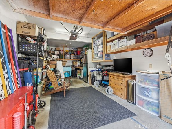 2051 Orizaba 1, Signal Hill CA 90755