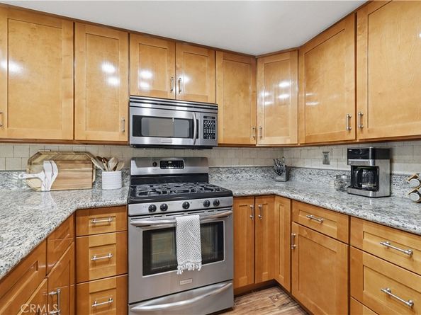 2051 Orizaba 1, Signal Hill CA 90755