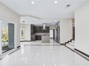 3537 Foxglove Road, Glendale CA 91206