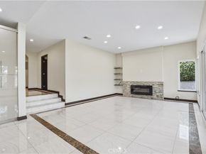 3537 Foxglove Road, Glendale CA 91206