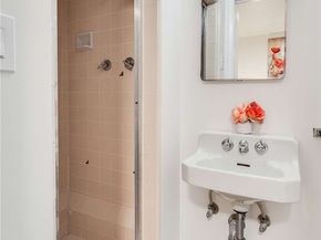 4136 Ann Arbor, Lakewood CA 90712