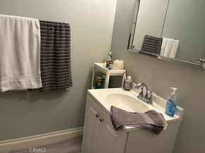 919 N Minter L, Santa Ana CA 92701