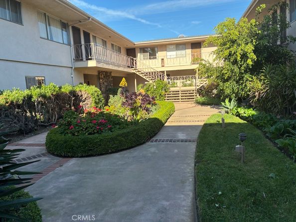 919 N Minter L, Santa Ana CA 92701