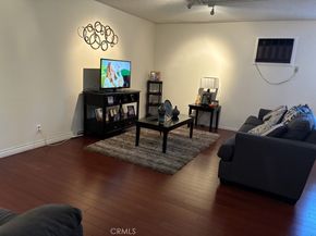919 N Minter L, Santa Ana CA 92701