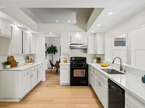20095 Waterford Lane 101, Huntington Beach CA 92646