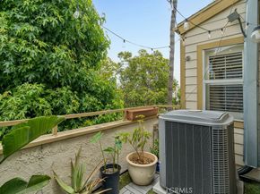 645 Chestnut Avenue 305, Long Beach CA 90802