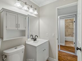 645 Chestnut Avenue 305, Long Beach CA 90802
