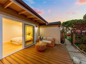 54 Willow Tree, Irvine CA 92612