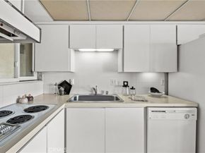 631 Cliff Dr. A15, Laguna Beach CA 92651