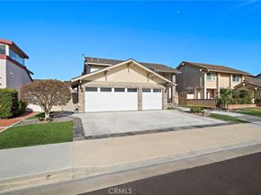 6221 Moonfield, Huntington Beach CA 92648