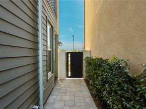 201 Lynx, Irvine CA 92618