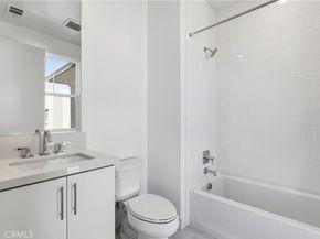 101 Red Oak, Lake Forest CA 92630