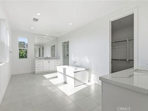 101 Red Oak, Lake Forest CA 92630