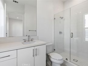 101 Red Oak, Lake Forest CA 92630