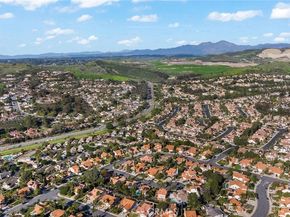 1205 Cerca, San Clemente CA 92673