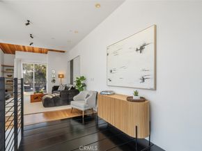 417 Sunset Avenue .5, Venice CA 90291