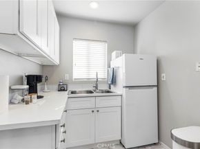 7666 Lilac Cir, Buena Park CA 90620