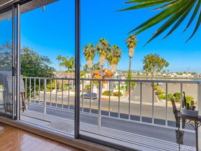 383 Bay Shore 307, Long Beach CA 90803