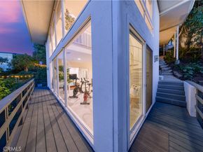 4011 Farmouth, Los Angeles CA 90027