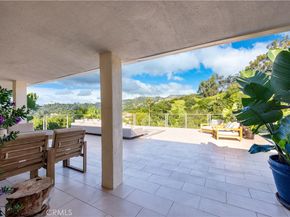 4011 Farmouth, Los Angeles CA 90027